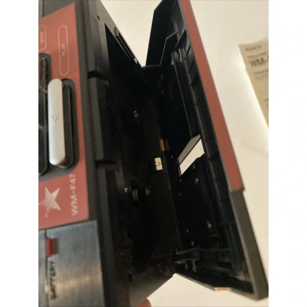Sony Walkman WM-F47 Portable Stereo Cassette Player FM/AM Walkman, FOR REPAIR